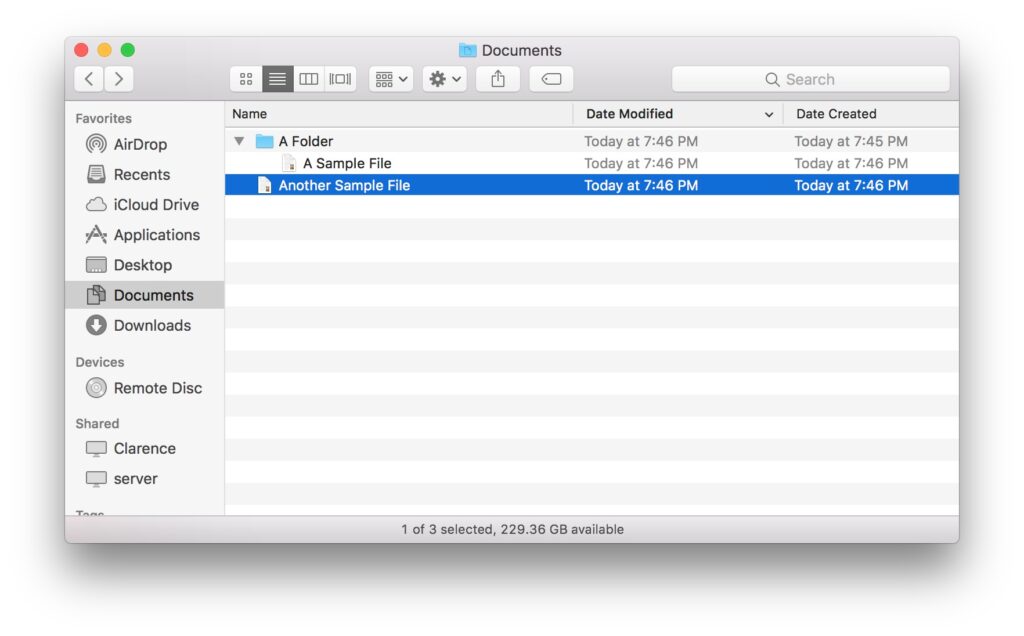 finder-window-overview Finder window showing sidebar, toolbar, and search bar.